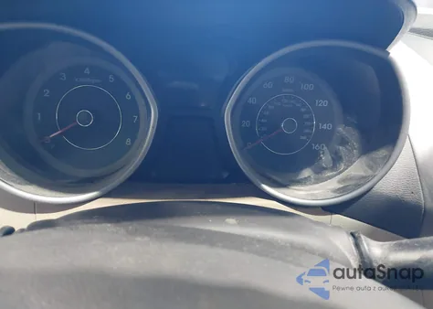 2013 Hyundai Elantra Gls z USA, uszkodzony, nr VIN KMHDH4AE8DU491276